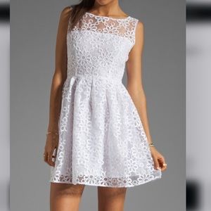 NWOT White floral embroidery dress